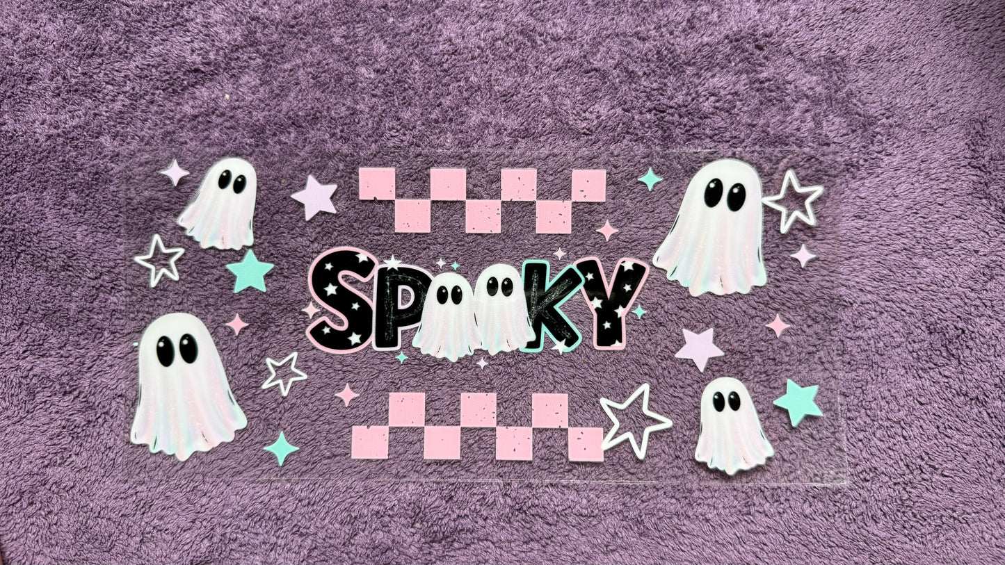 Halloween: spooky ghosts