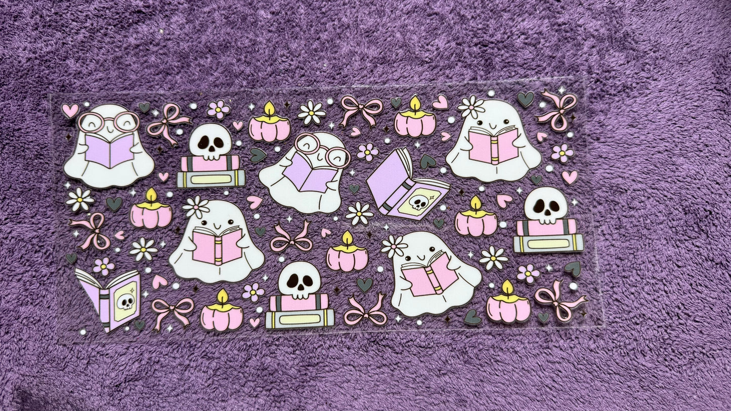 Halloween: spooky book ghosts