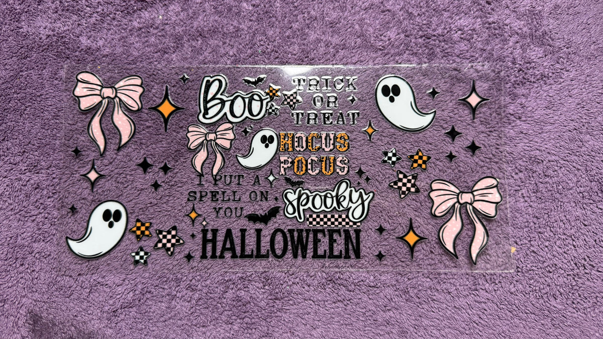Halloween: boo, spooky, trick or treat, hocus pocus, I put a spell on you