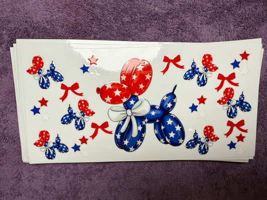 Fourth of July balloon animal