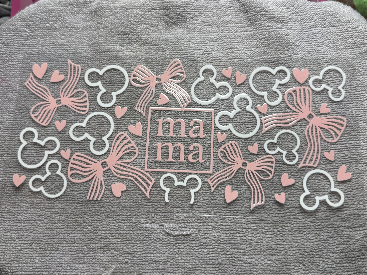 Mama, Minnie mouse and bows