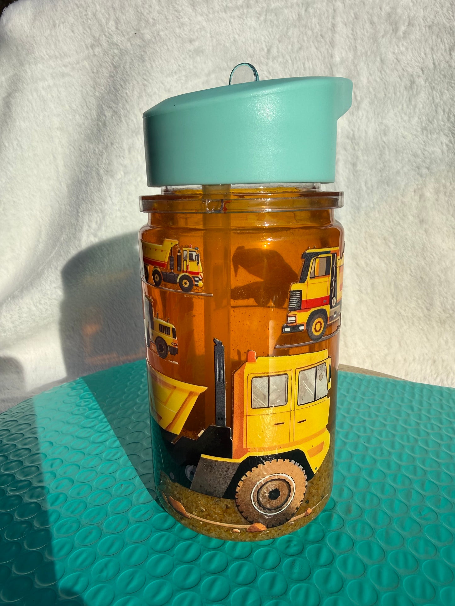READY TO SHIP - 10oz acrylic snowglobe cup - construction