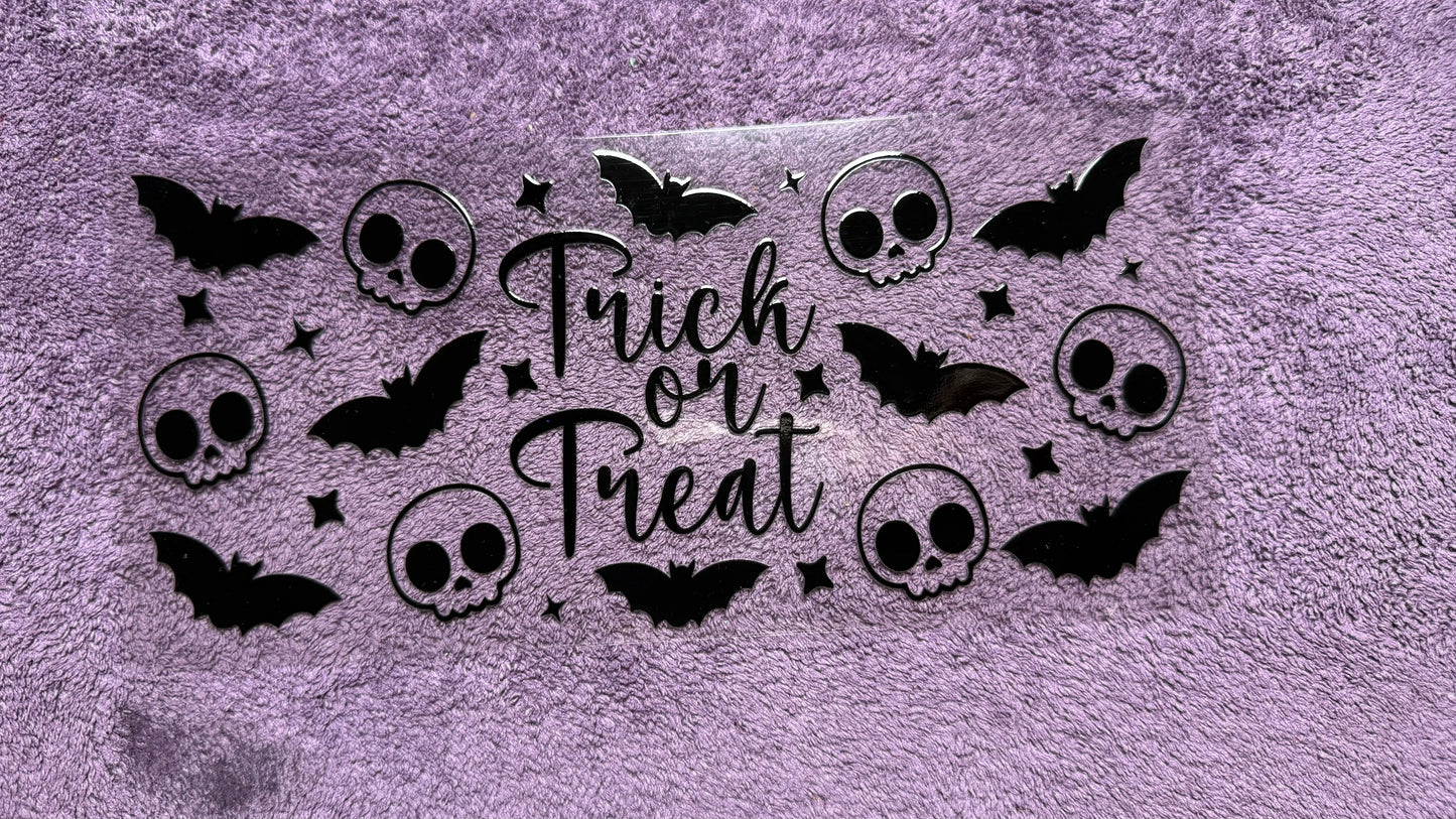 Halloween: trick or treat, skulls, bats