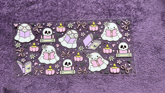 Halloween: spooky book ghosts