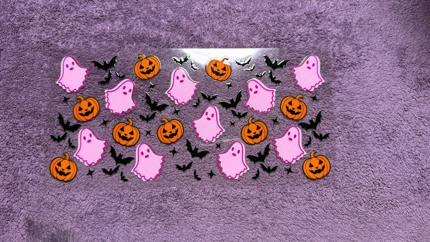 Halloween: pink ghosts, pumpkins, bats