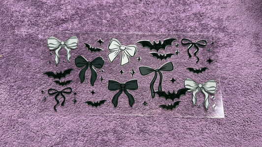 Halloween: bows and bats