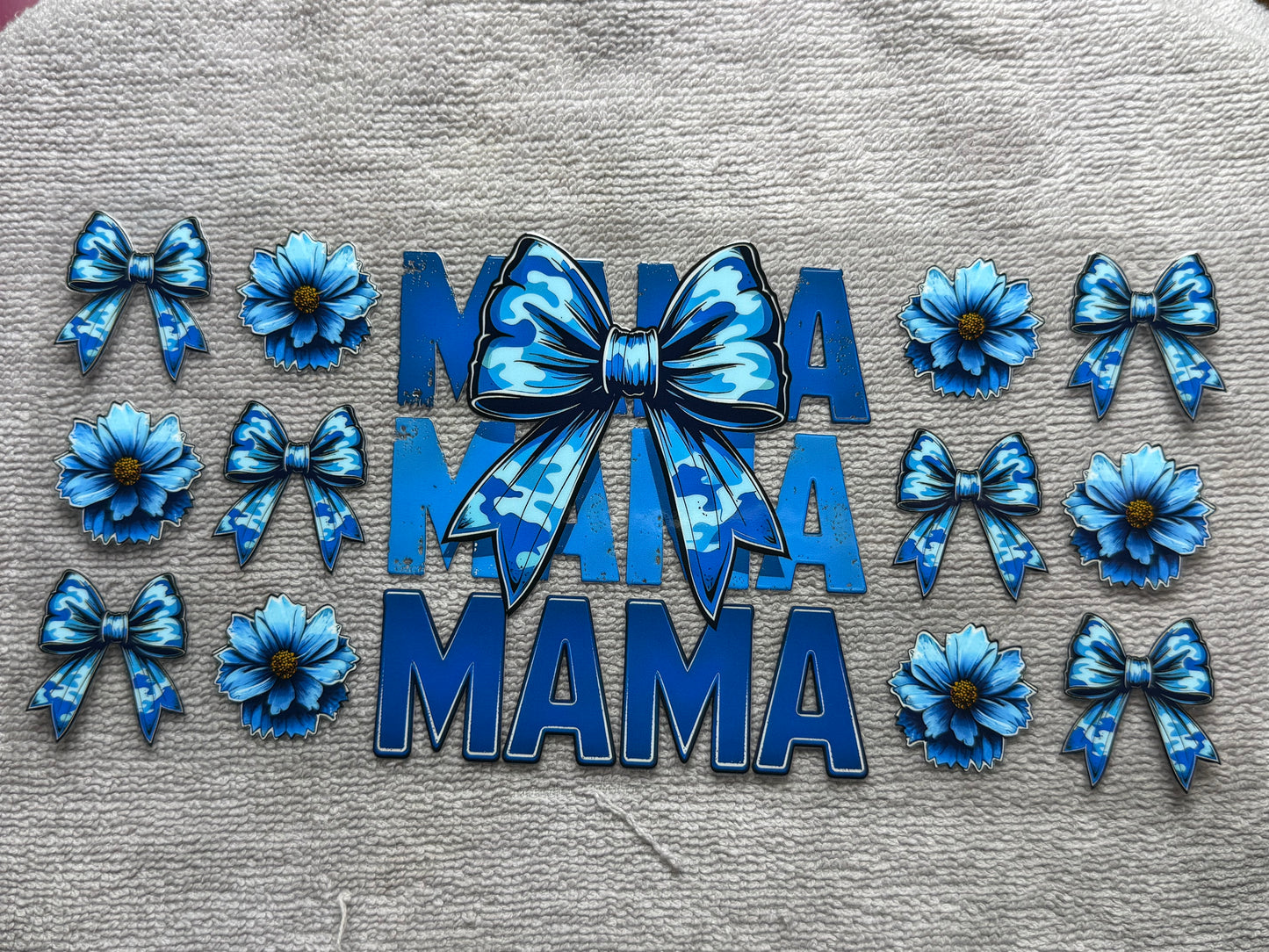 Mama blue bows